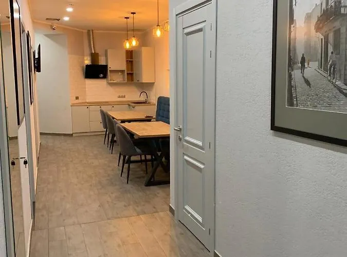 Art Gallery Szálloda *